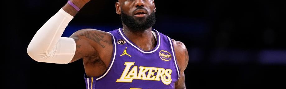 db真人官网入口-詹姆斯28+10+12马绍尔19+4 湖人送独行侠9连败