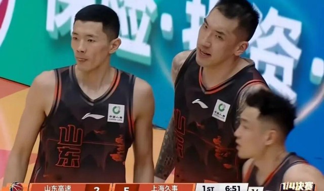 db真人官网入口-上海男篮28分大胜，2-0横扫山东晋级四强，王哲林14+6陶汉林12+7